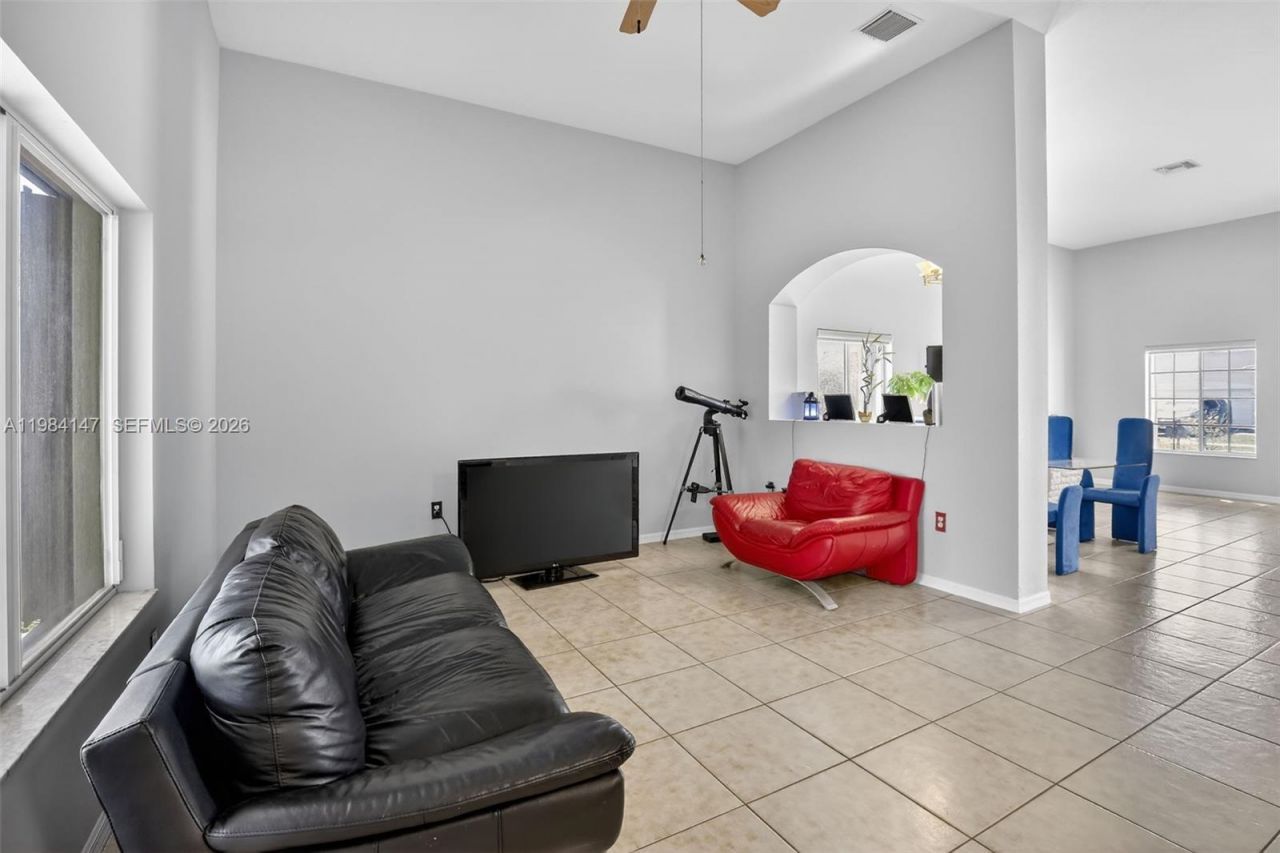 4523 SW 127th Ter , Miramar, FL 33027 Photo