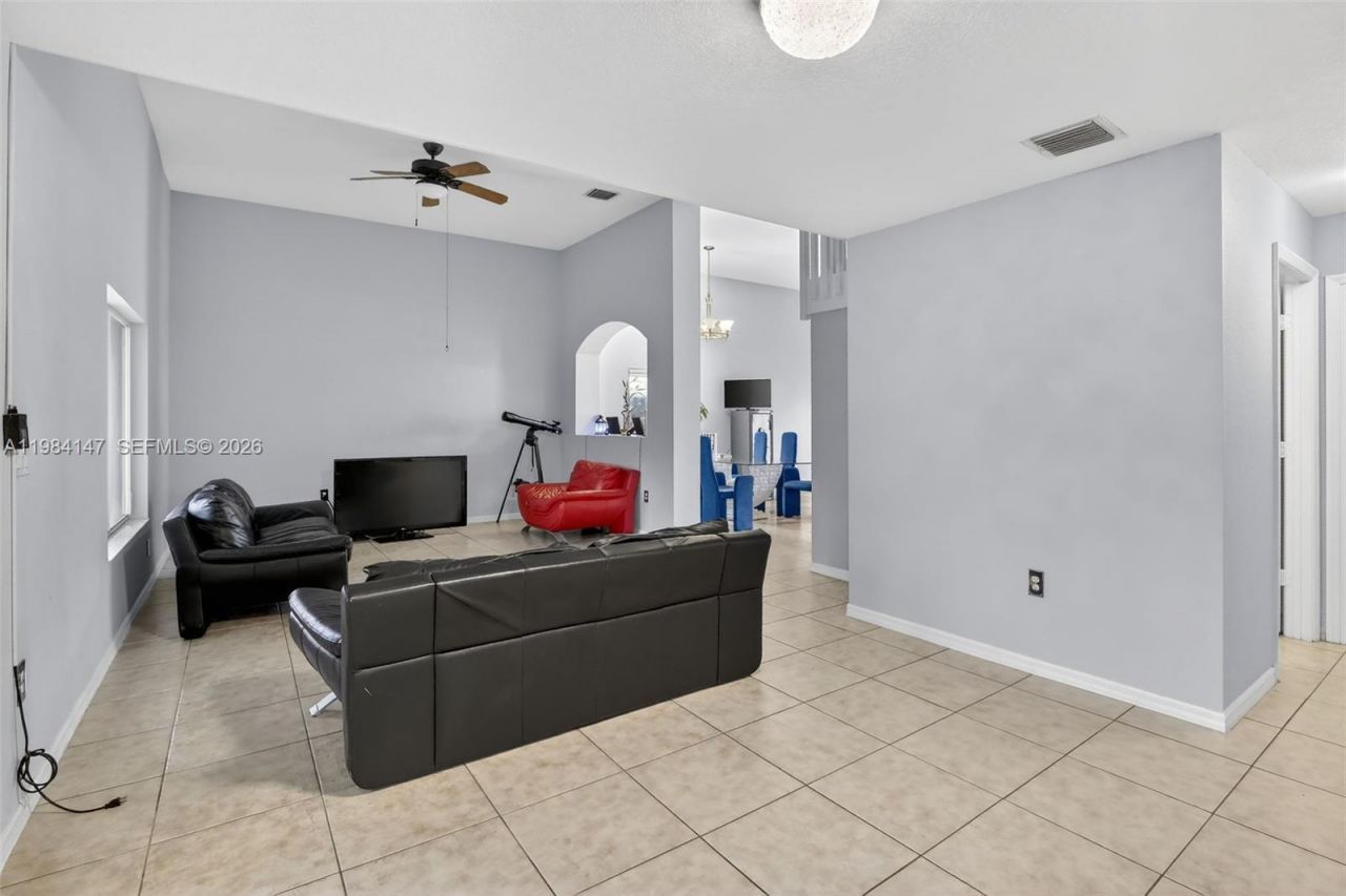 4523 SW 127th Ter , Miramar, FL 33027 Photo