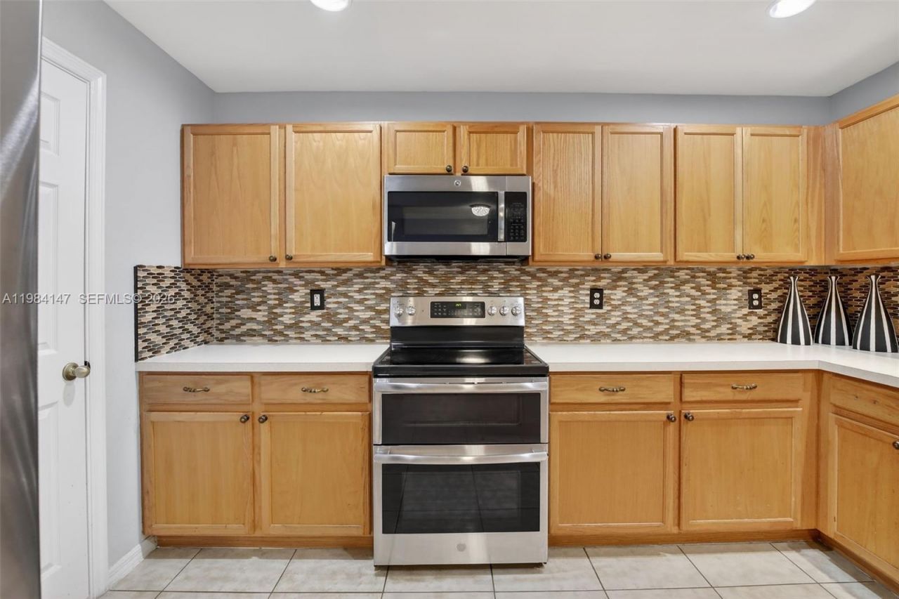 4523 SW 127th Ter , Miramar, FL 33027 Photo