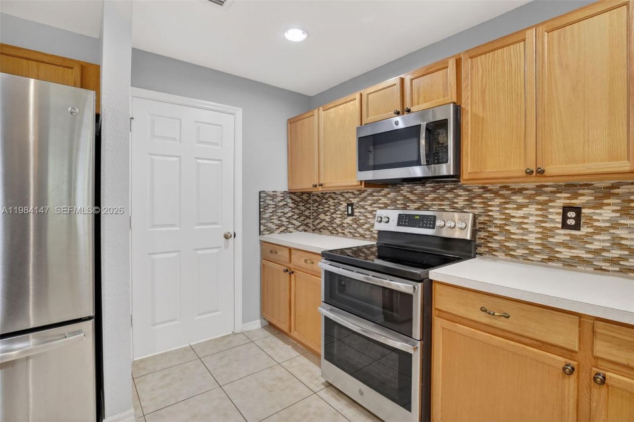 4523 SW 127th Ter , Miramar, FL 33027 Photo