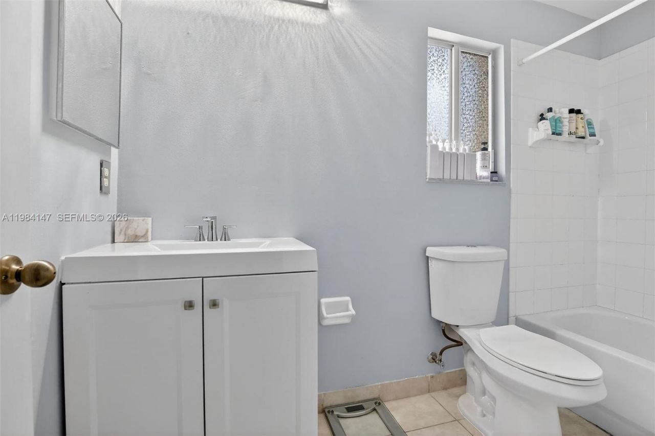 4523 SW 127th Ter , Miramar, FL 33027 Photo