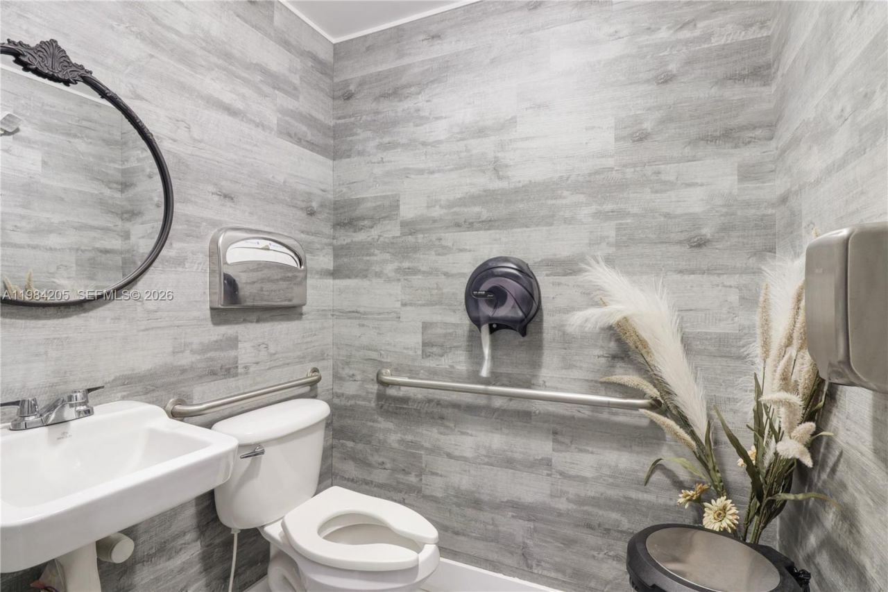 Kendall - Miami, Miami, FL 33175 Photo