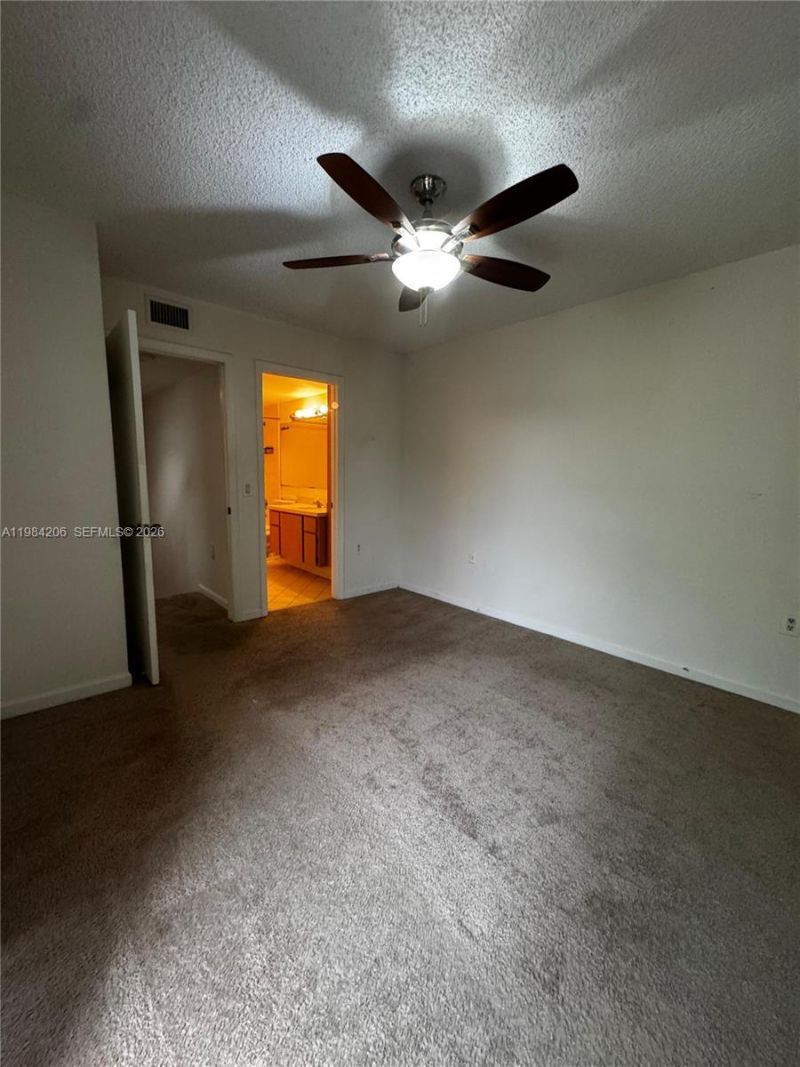 516 Green Springs Place, Unit 516, West Palm Beach, FL 33409 Photo
