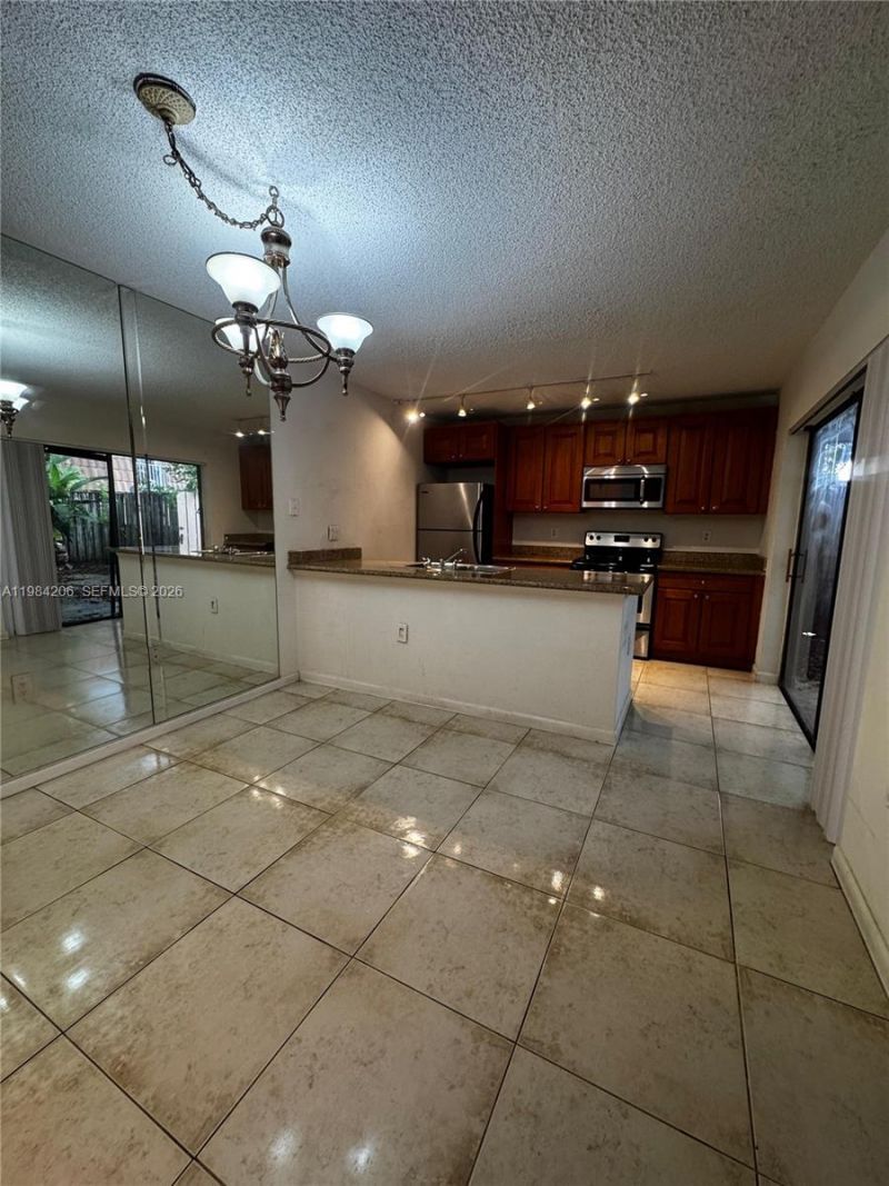 516 Green Springs Place, Unit 516, West Palm Beach, FL 33409 Photo