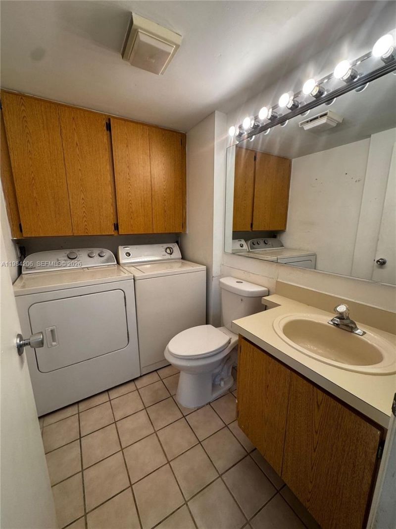 516 Green Springs Place, Unit 516, West Palm Beach, FL 33409 Photo