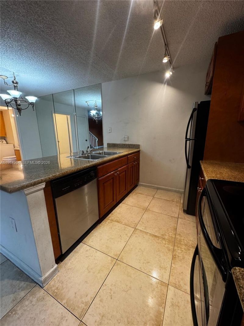 516 Green Springs Place, Unit 516, West Palm Beach, FL 33409 Photo