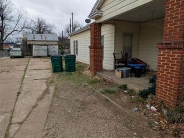 405 W Elm Street, Olney, TX 76374