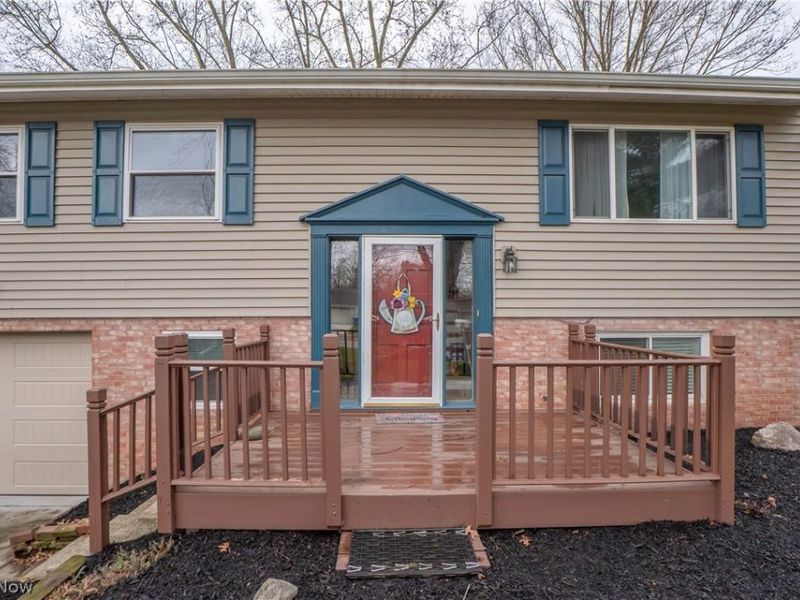 1423 Copley Meadows Drive, Copley, OH 44321 Photo 2