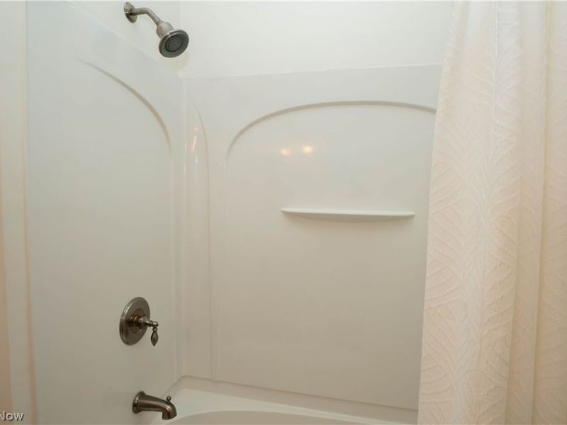 1423 Copley Meadows Drive, Copley, OH 44321 Photo 21