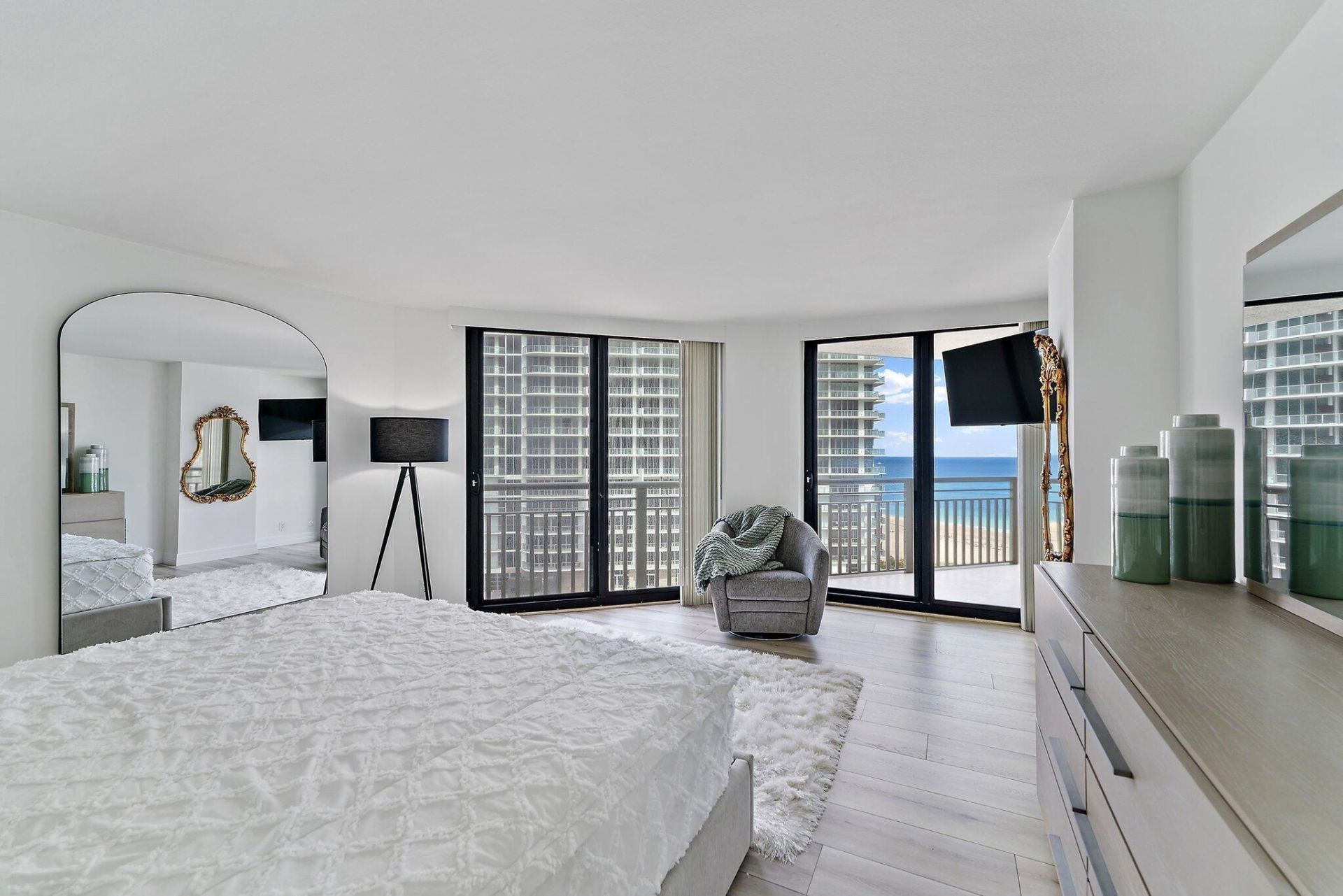 3000 N Ocean Drive, Unit 14a, Singer Island, FL 33404 Photo