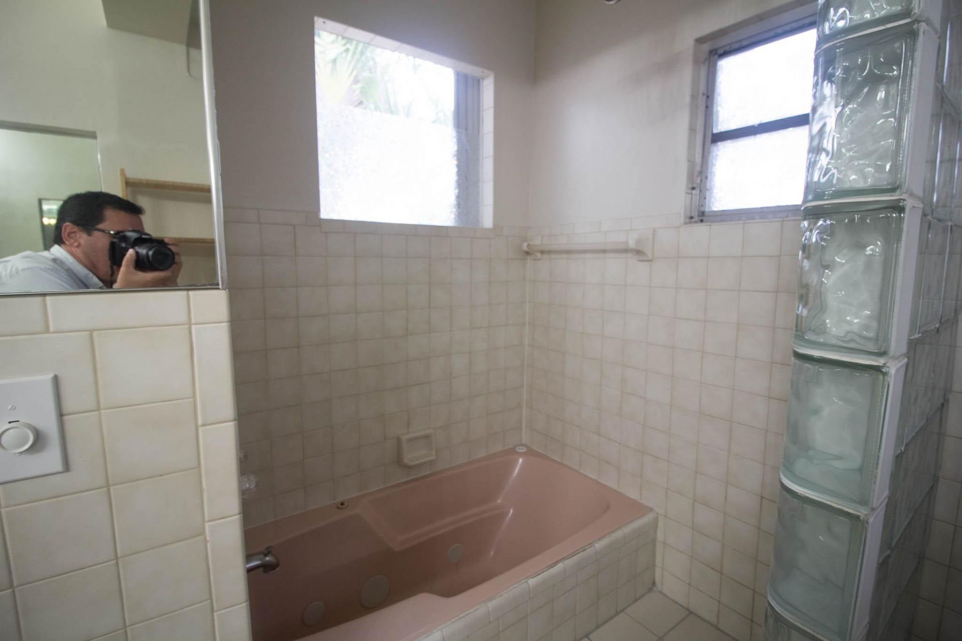 909 NE 12th Avenue, Pompano Beach, FL 33060 Photo