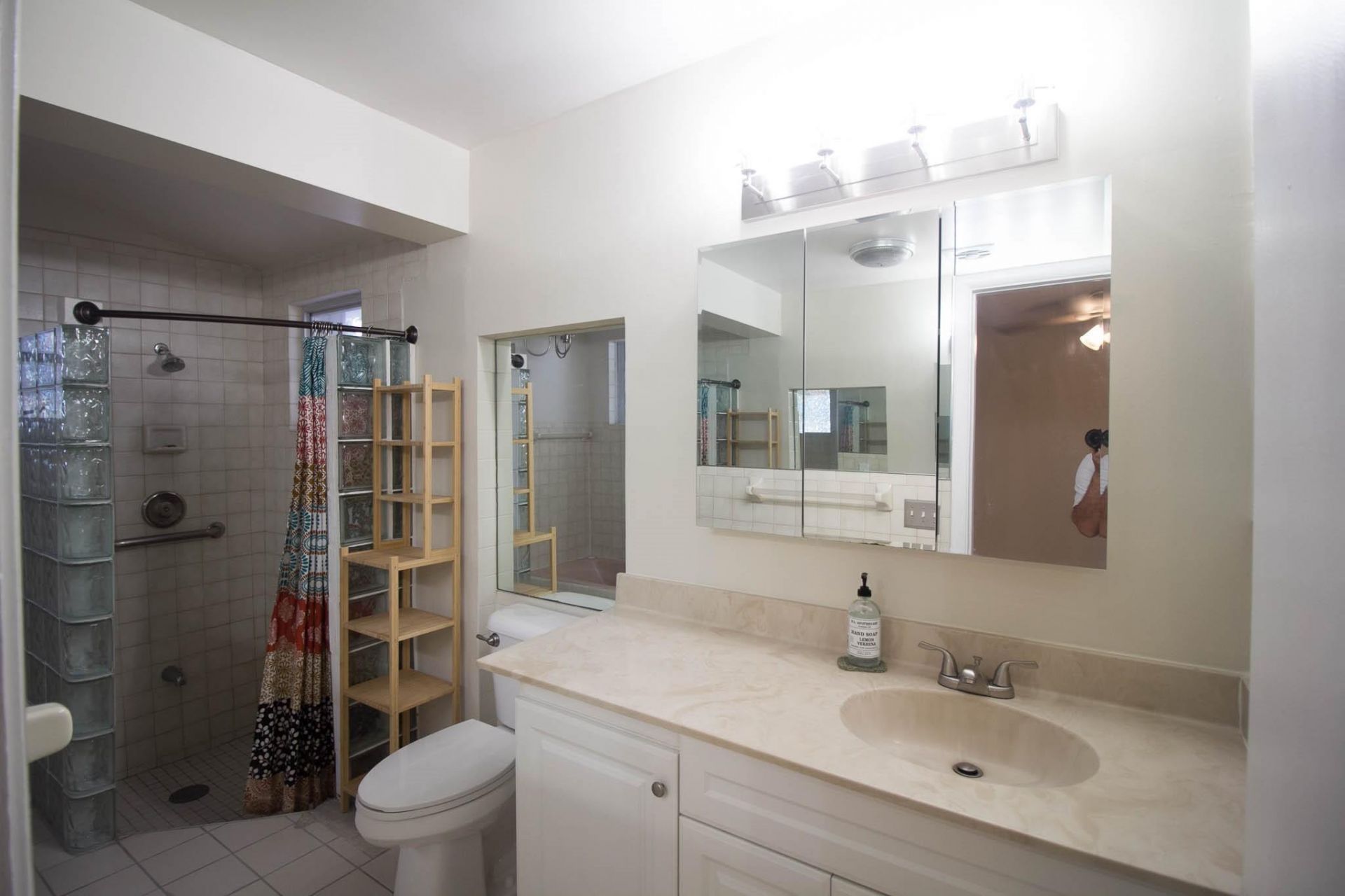 909 NE 12th Avenue, Pompano Beach, FL 33060 Photo