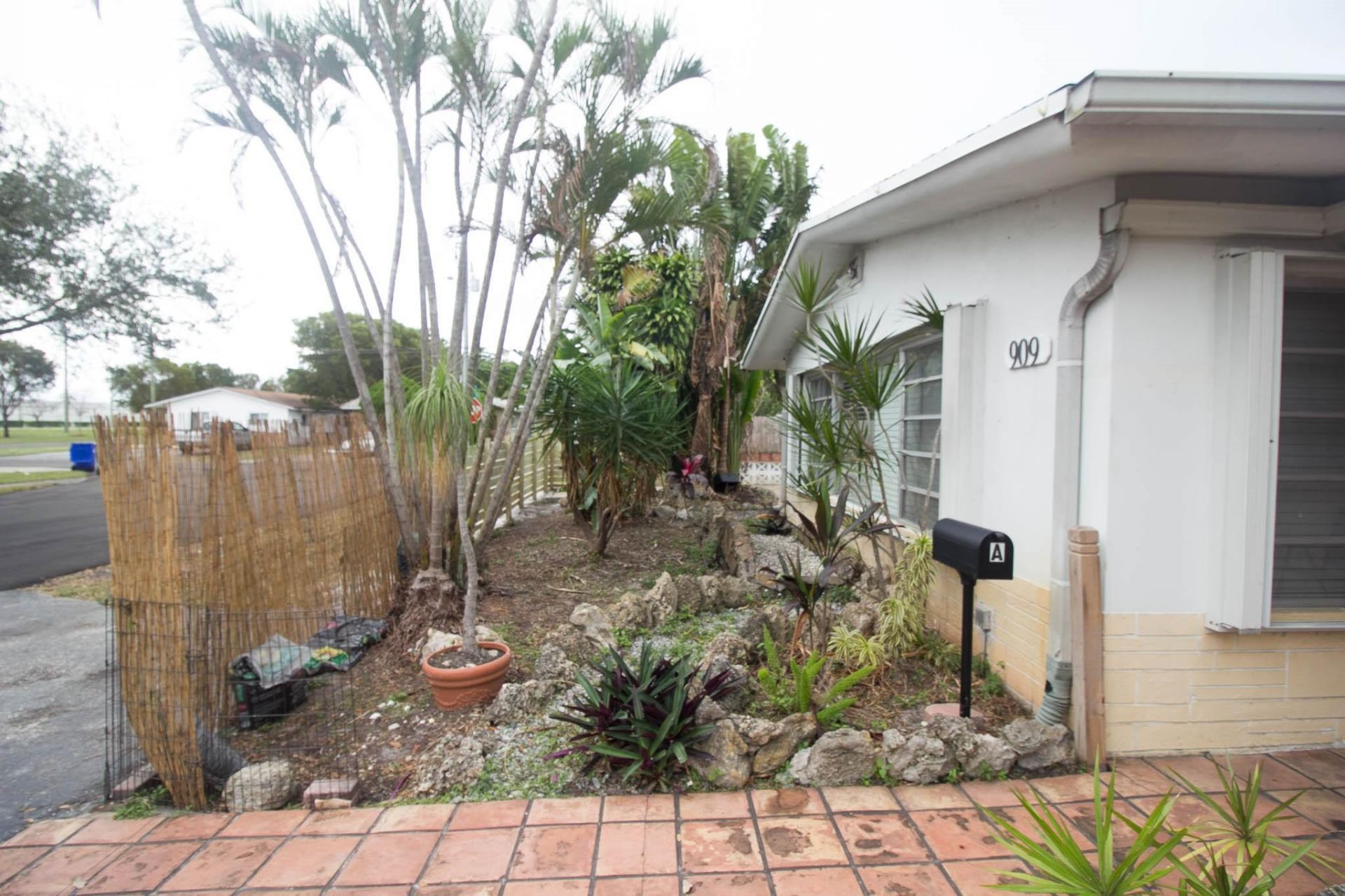 909 NE 12th Avenue, Pompano Beach, FL 33060 Photo