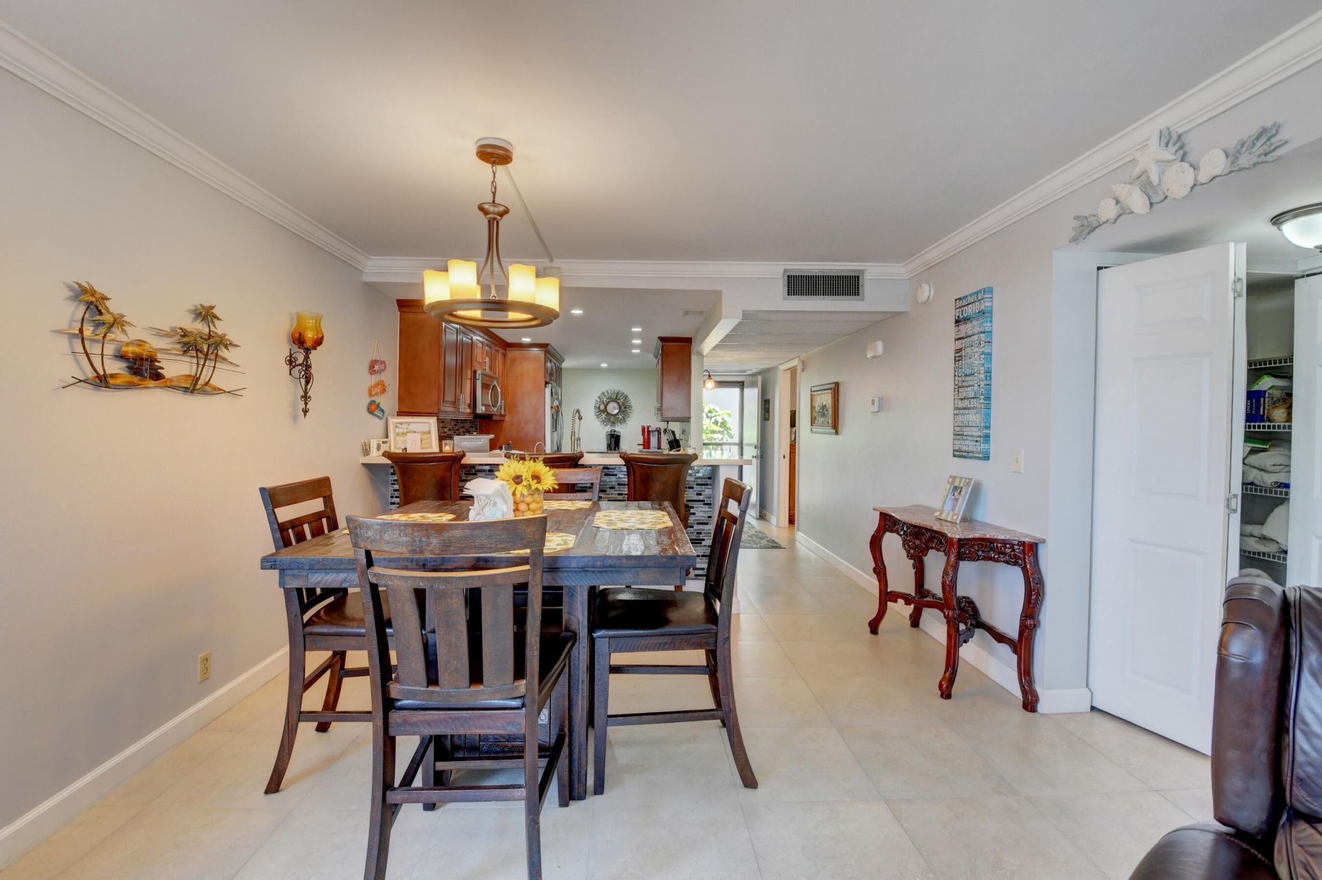 19 Royal Palm Way, Unit 205, Boca Raton, FL 33432 Photo