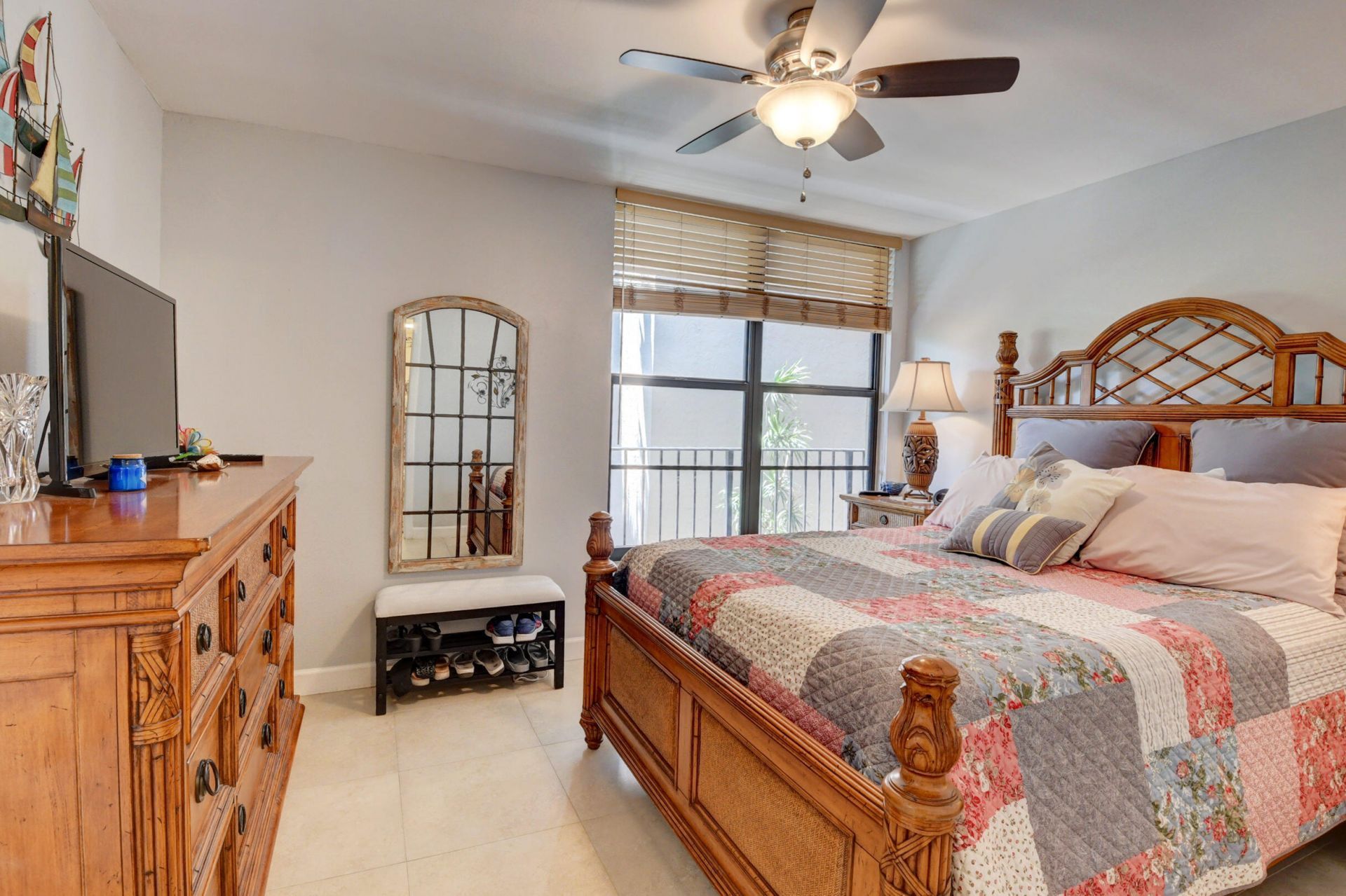 19 Royal Palm Way, Unit 205, Boca Raton, FL 33432 Photo