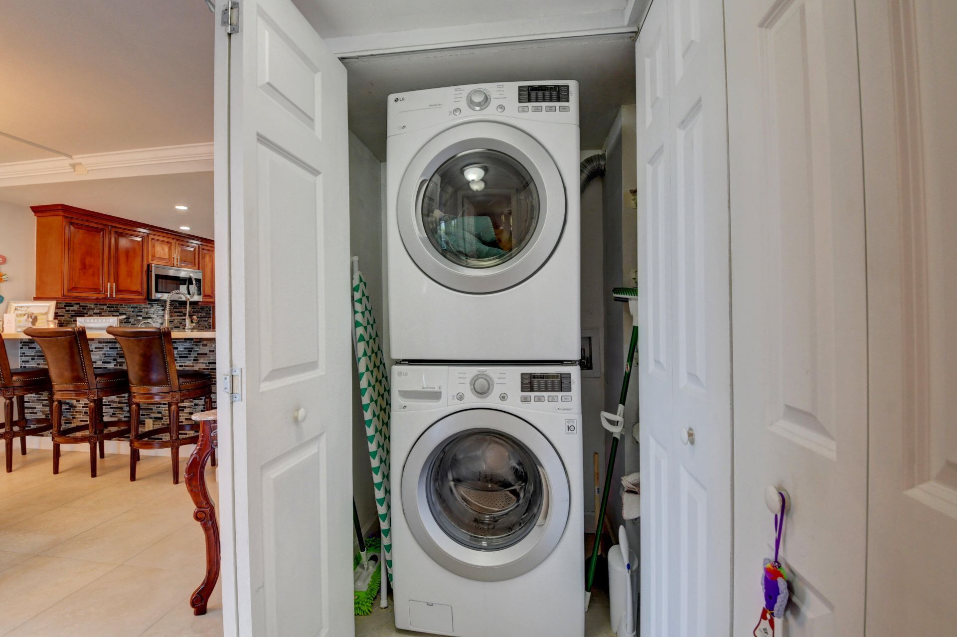 19 Royal Palm Way, Unit 205, Boca Raton, FL 33432 Photo