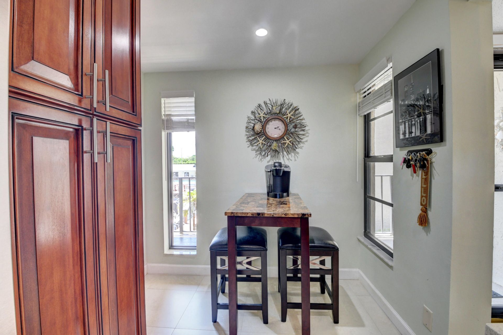 19 Royal Palm Way, Unit 205, Boca Raton, FL 33432 Photo