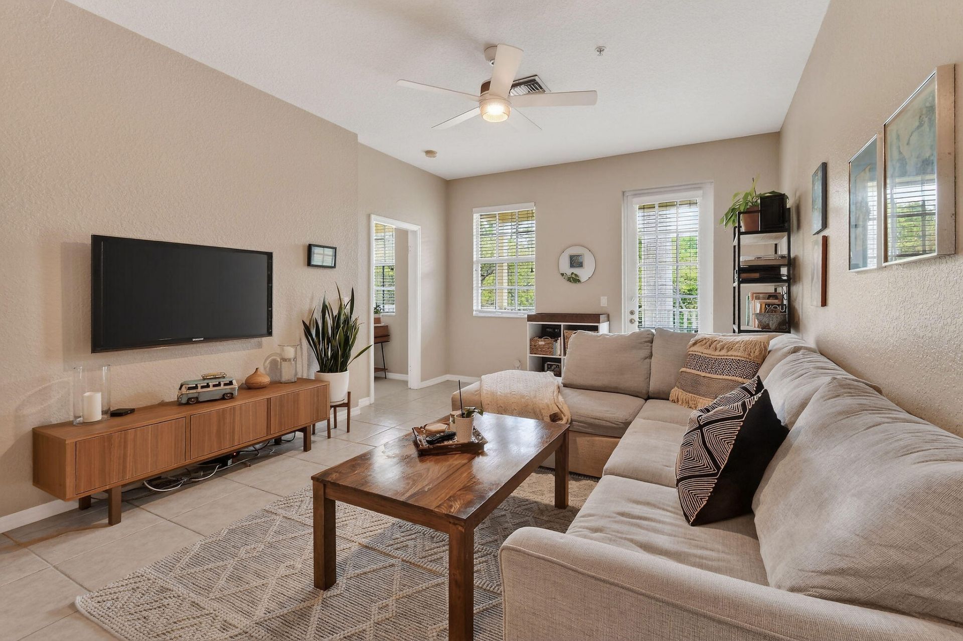 355 E Thatch Palm Circle, Unit 103, Jupiter, FL 33458 Photo