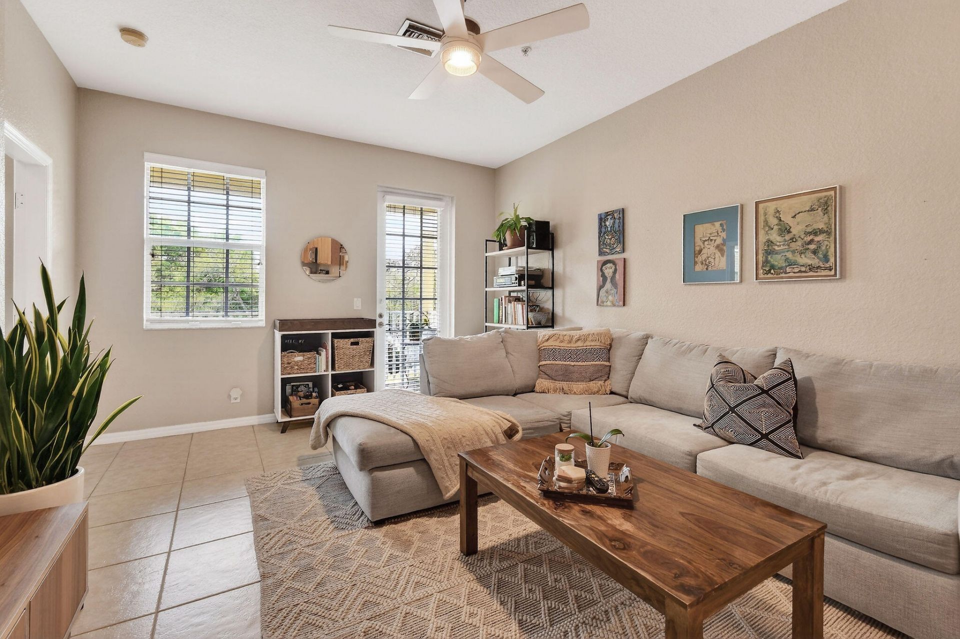 355 E Thatch Palm Circle, Unit 103, Jupiter, FL 33458 Photo