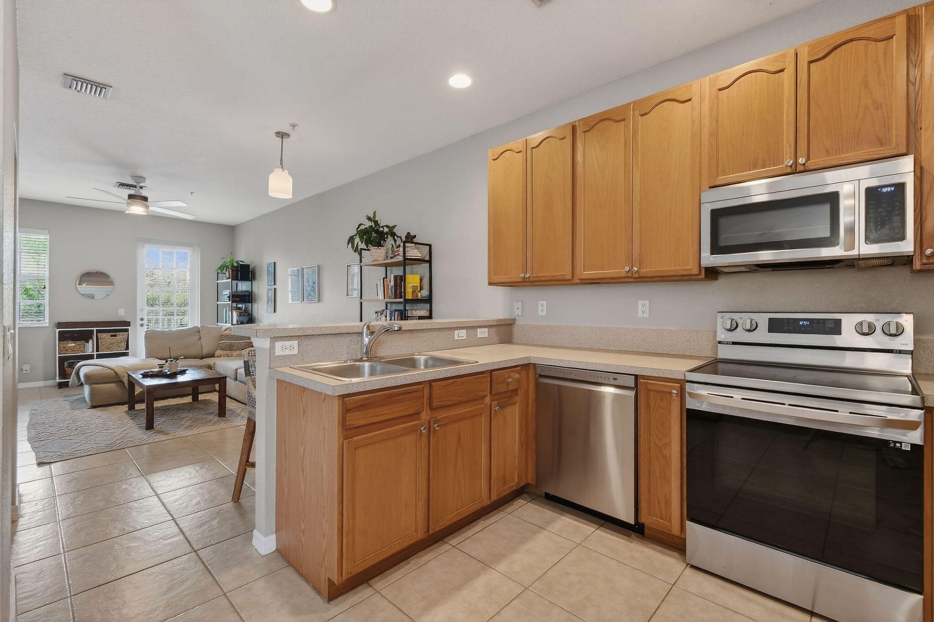 355 E Thatch Palm Circle, Unit 103, Jupiter, FL 33458 Photo