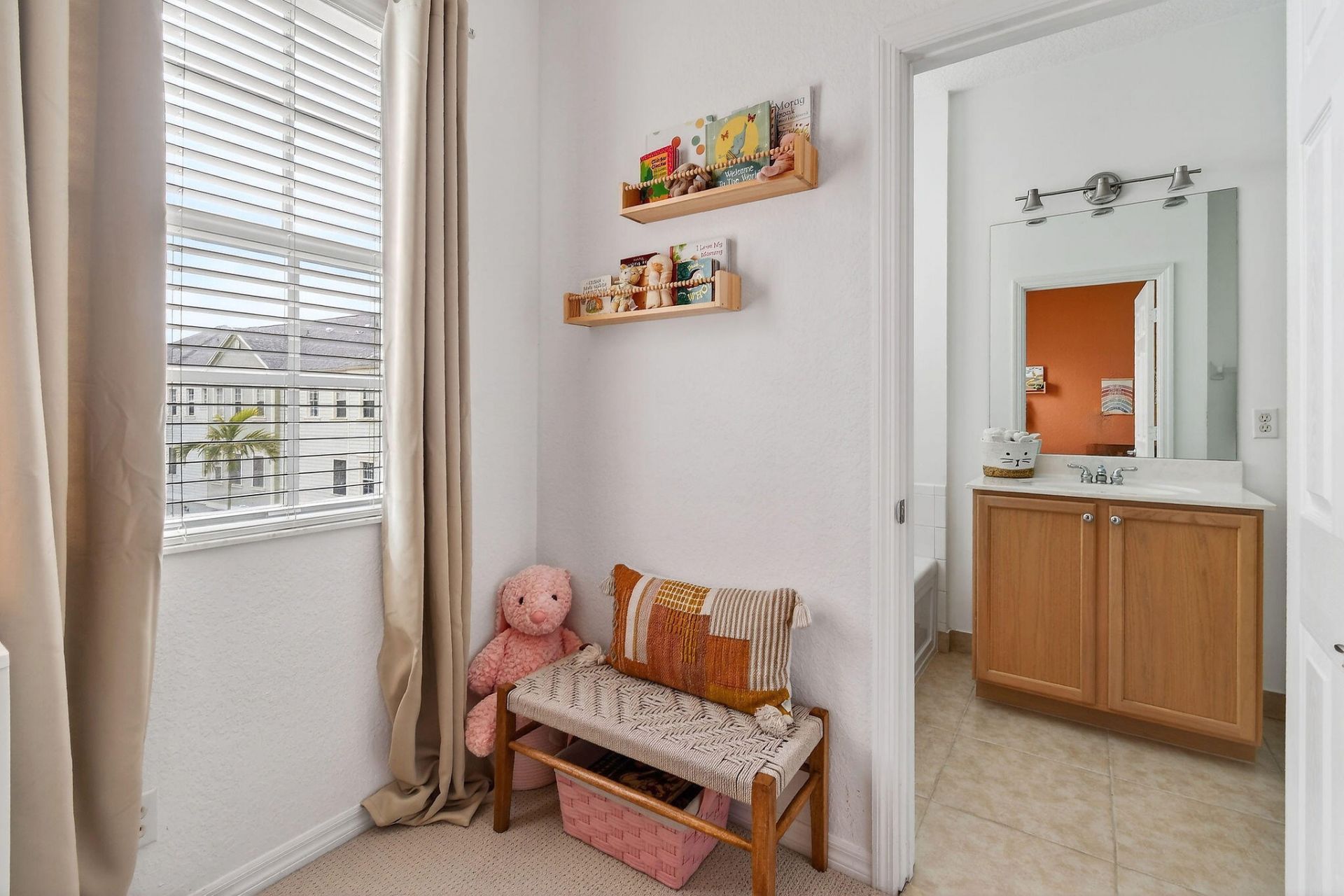 355 E Thatch Palm Circle, Unit 103, Jupiter, FL 33458 Photo