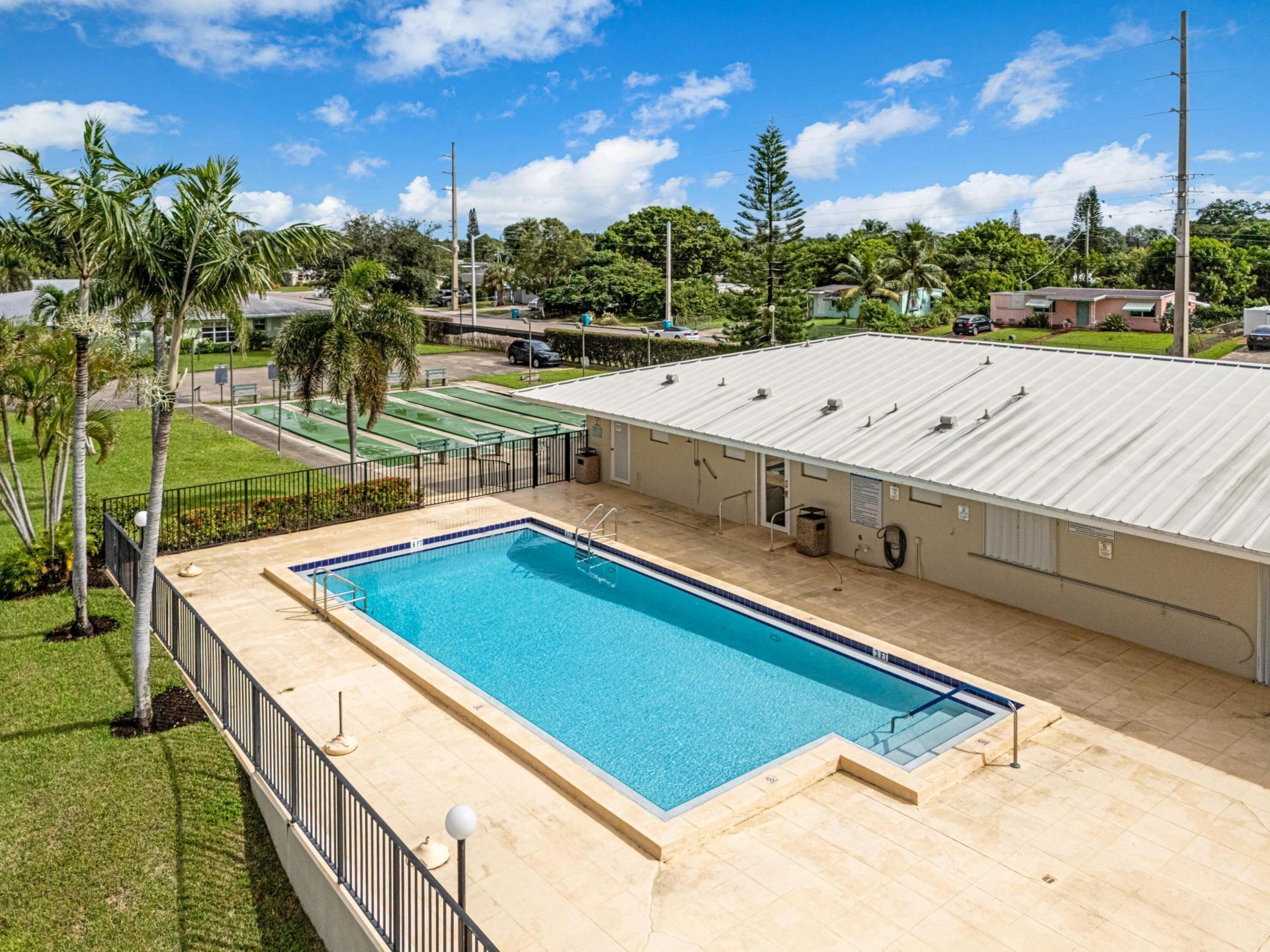 220 Country Lane, Unit A, Boynton Beach, FL 33435 Photo