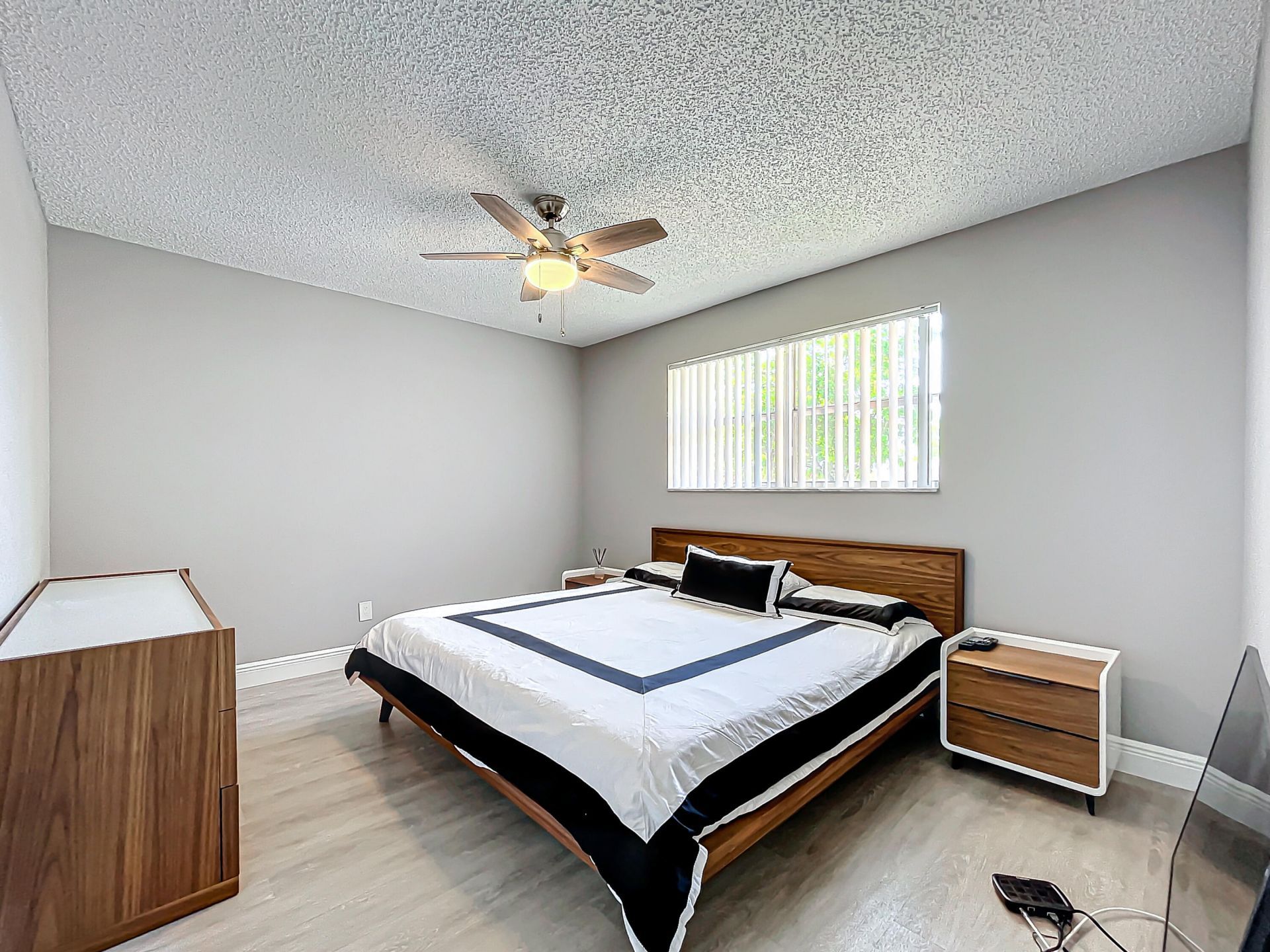 133 Lake Evelyn Drive, West Palm Beach, FL 33411 Photo