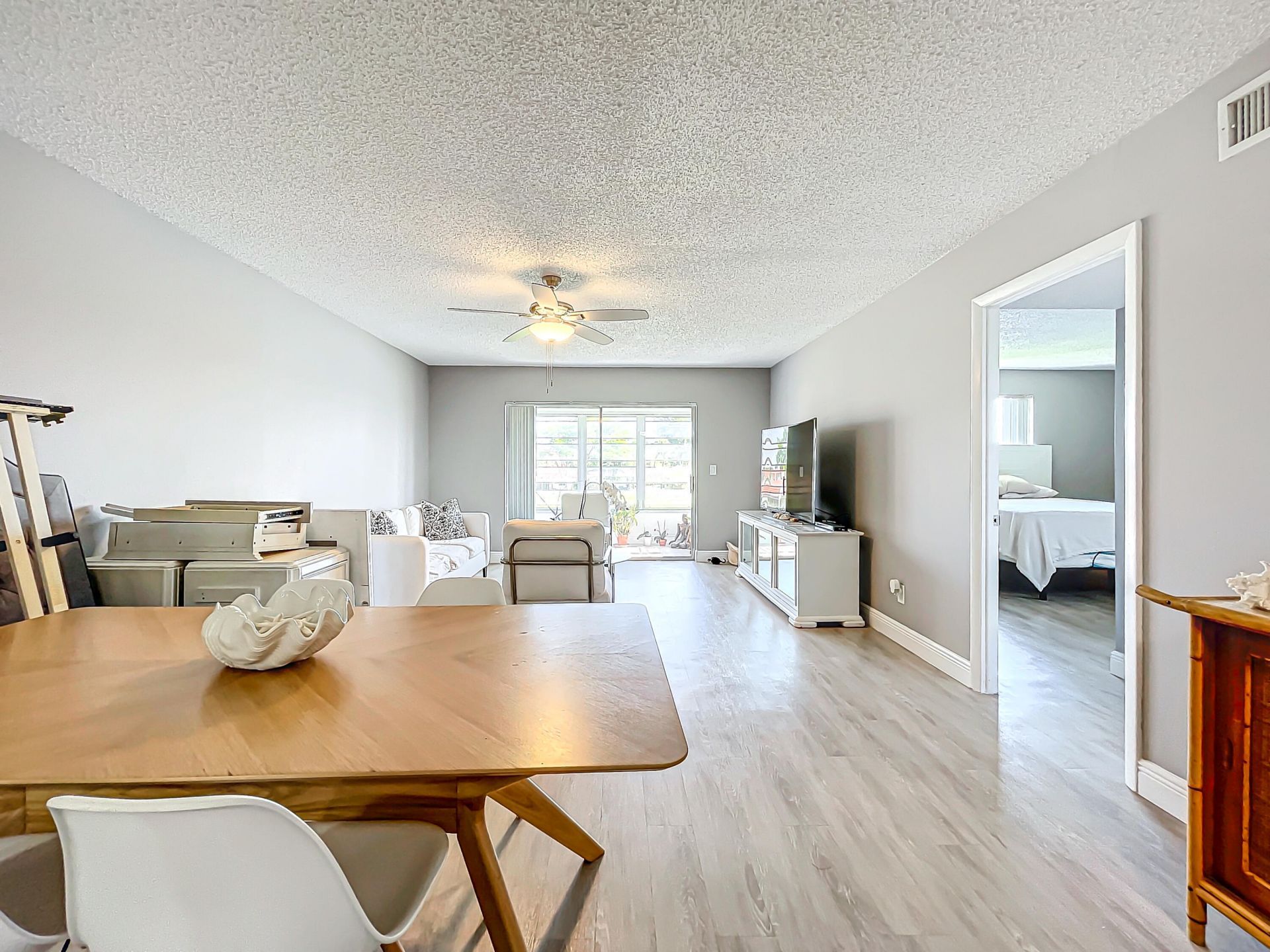 133 Lake Evelyn Drive, West Palm Beach, FL 33411 Photo