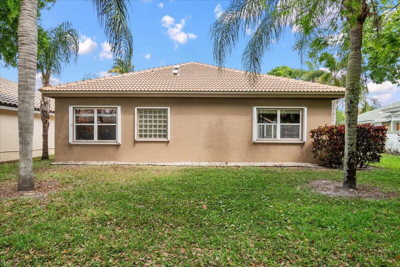2869 Waters Edge Circle, Greenacres, FL 33413 Photo