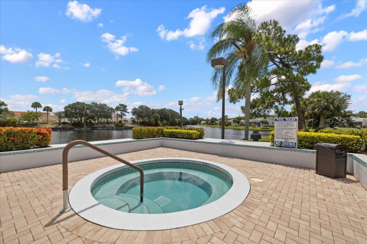 2869 Waters Edge Circle, Greenacres, FL 33413 Photo