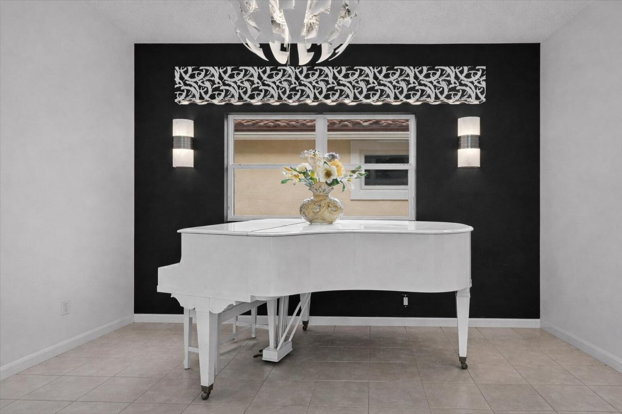 2869 Waters Edge Circle, Greenacres, FL 33413 Photo