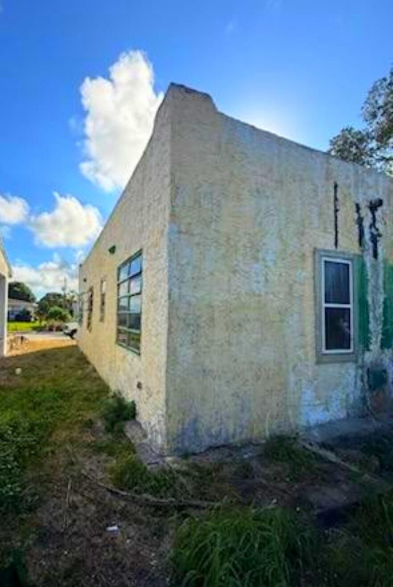 1150 W 25th Street, Riviera Beach, FL 33404 Photo