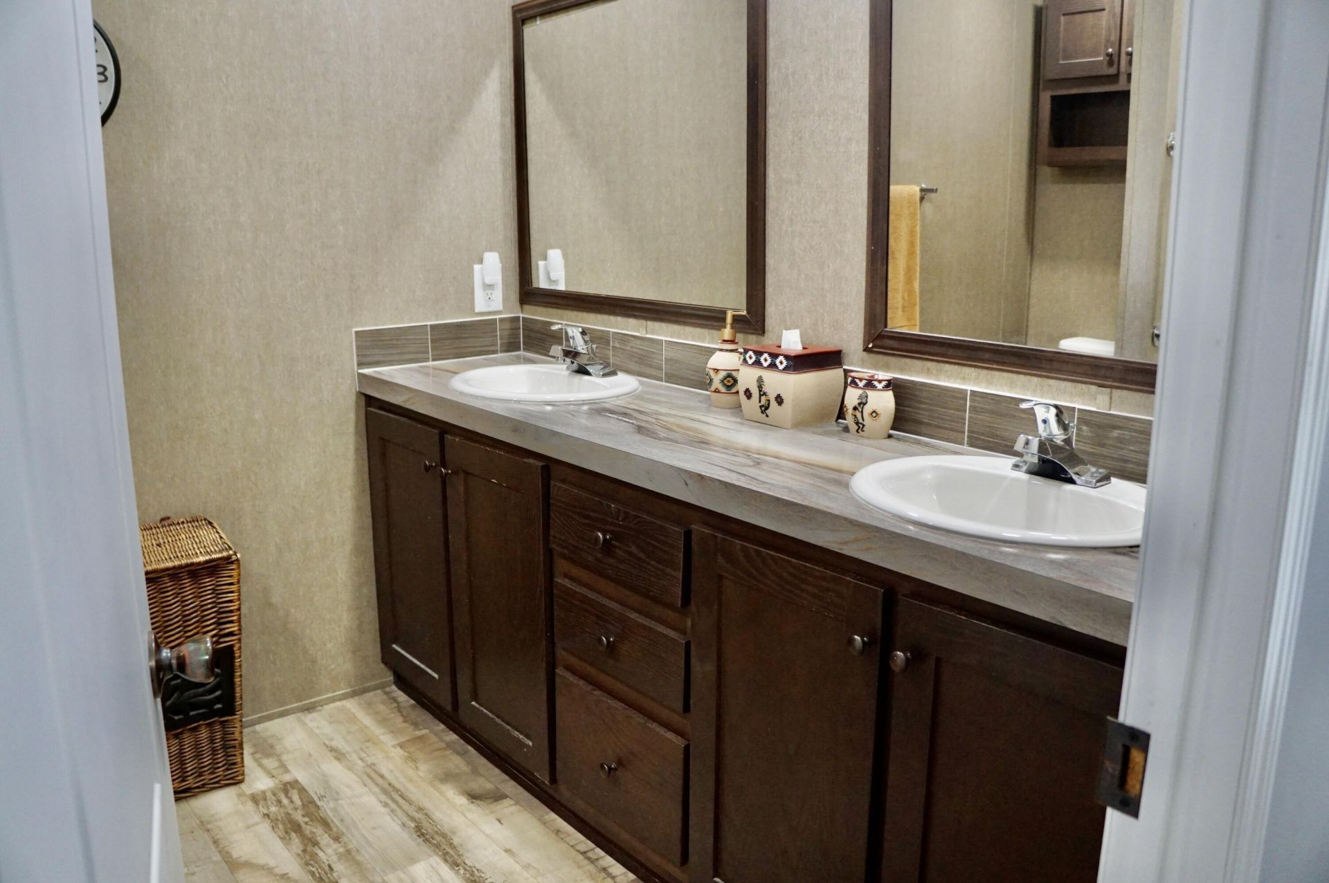 1114 Friendship Drive, Vero Beach, FL 32966 Photo