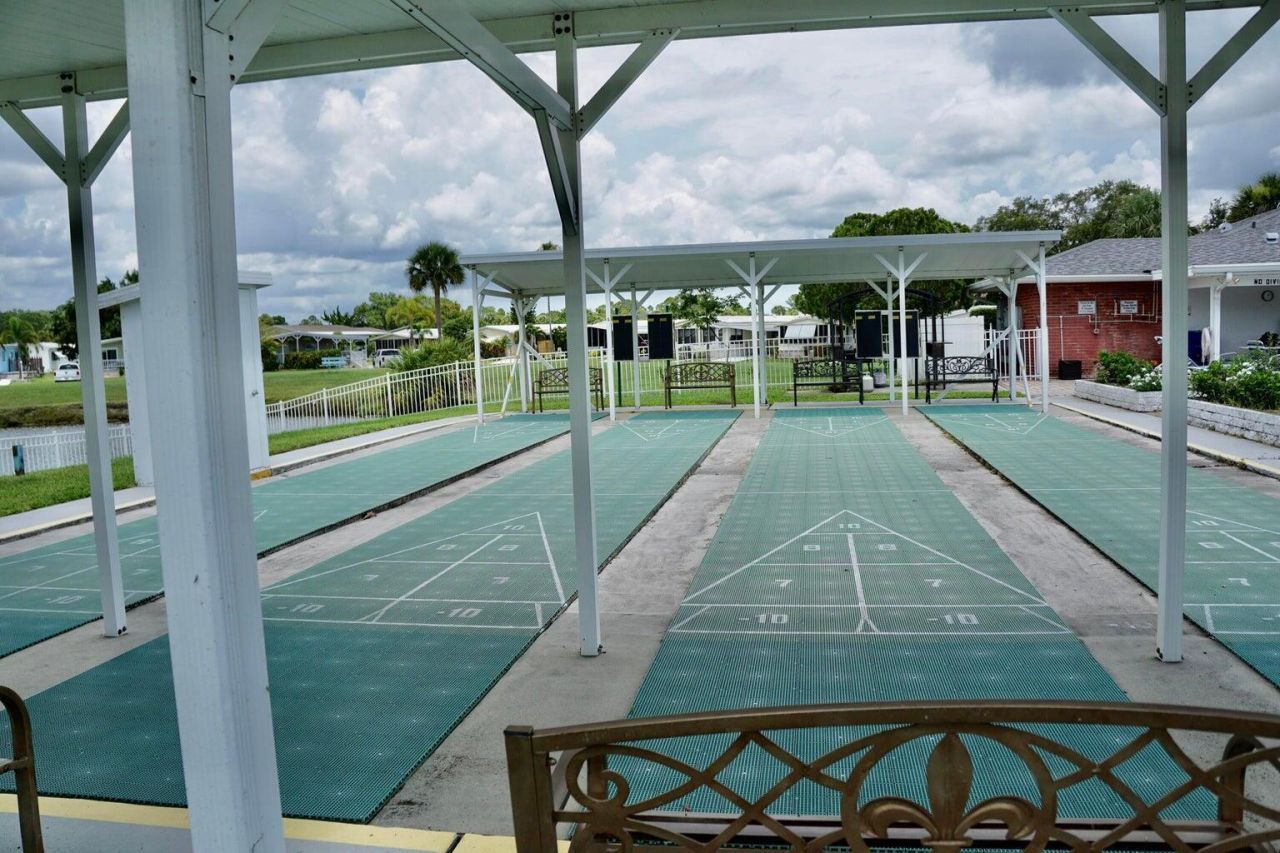 1114 Friendship Drive, Vero Beach, FL 32966 Photo