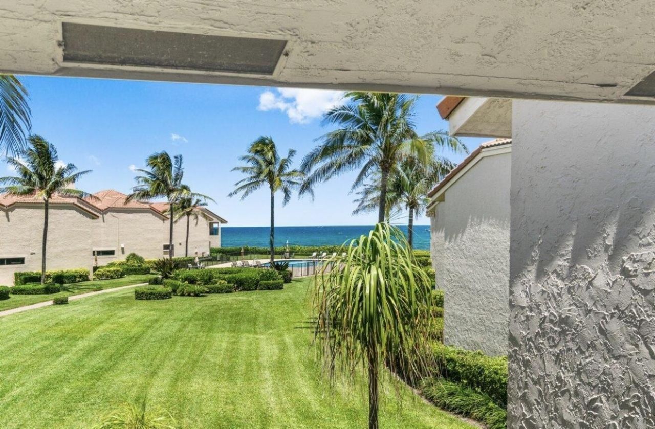 6711 N Ocean Boulevard, Unit 13, Ocean Ridge, FL 33435 Photo