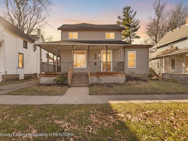 111 W Steel Street, St. Johns, MI 48879