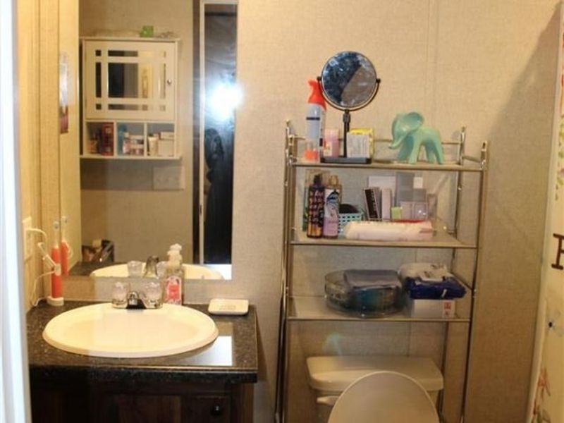 11 AIRSTREAM DR, West Carrollton, OH 45449 Photo 13