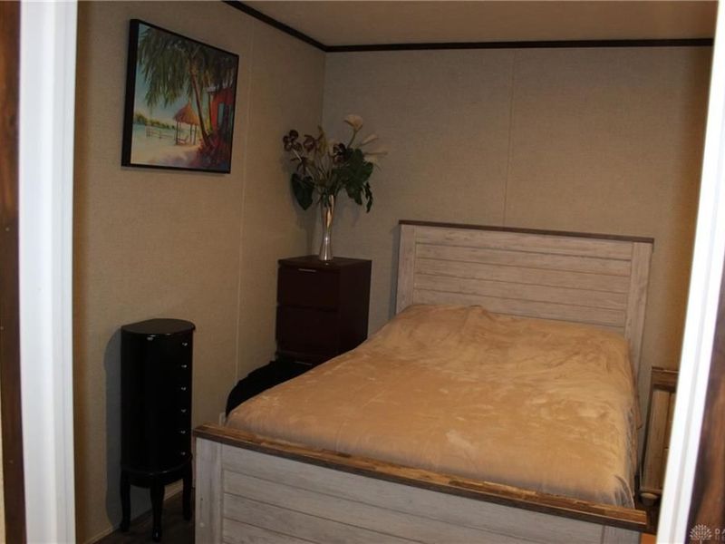 11 AIRSTREAM DR, West Carrollton, OH 45449 Photo 14