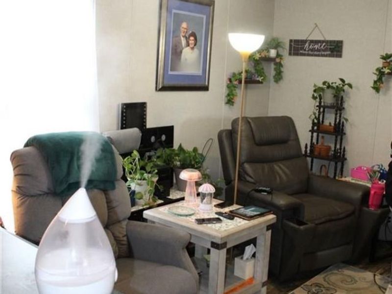 11 AIRSTREAM DR, West Carrollton, OH 45449 Photo 8