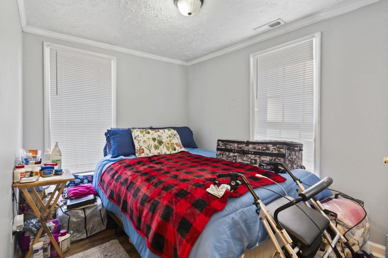 3055 Chestnut St. Photo 13
