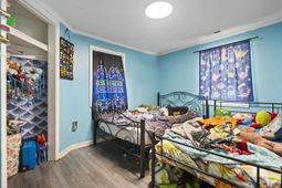 3055 Chestnut St. photo 4
