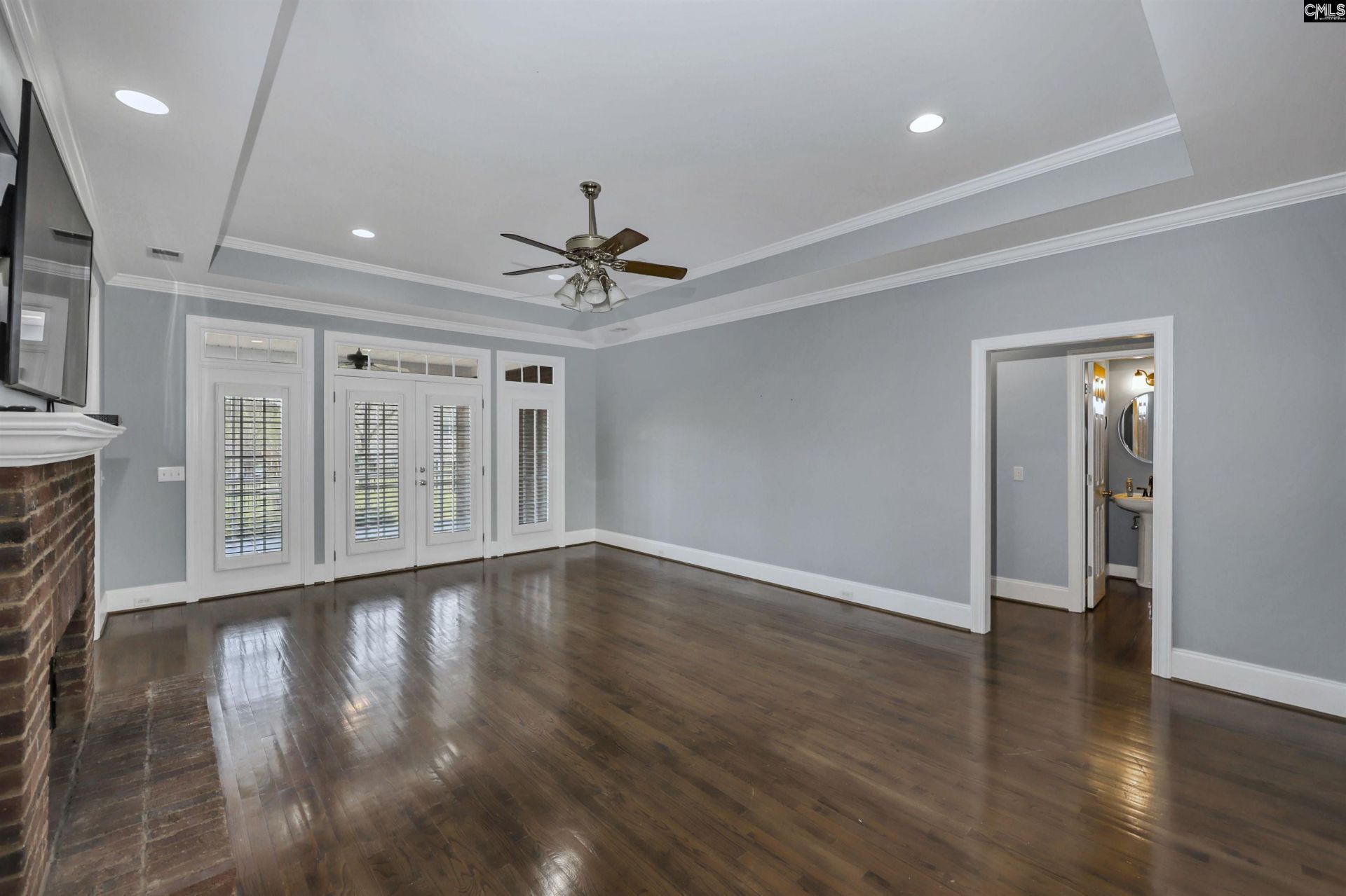 229 Bent Oak Drive Photo 10
