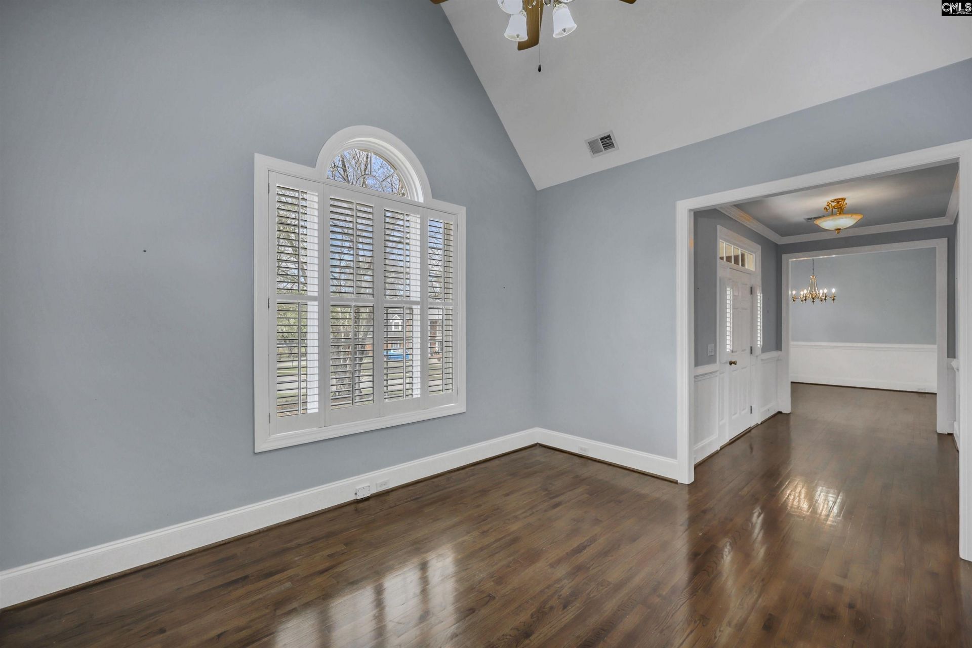229 Bent Oak Drive Photo 6