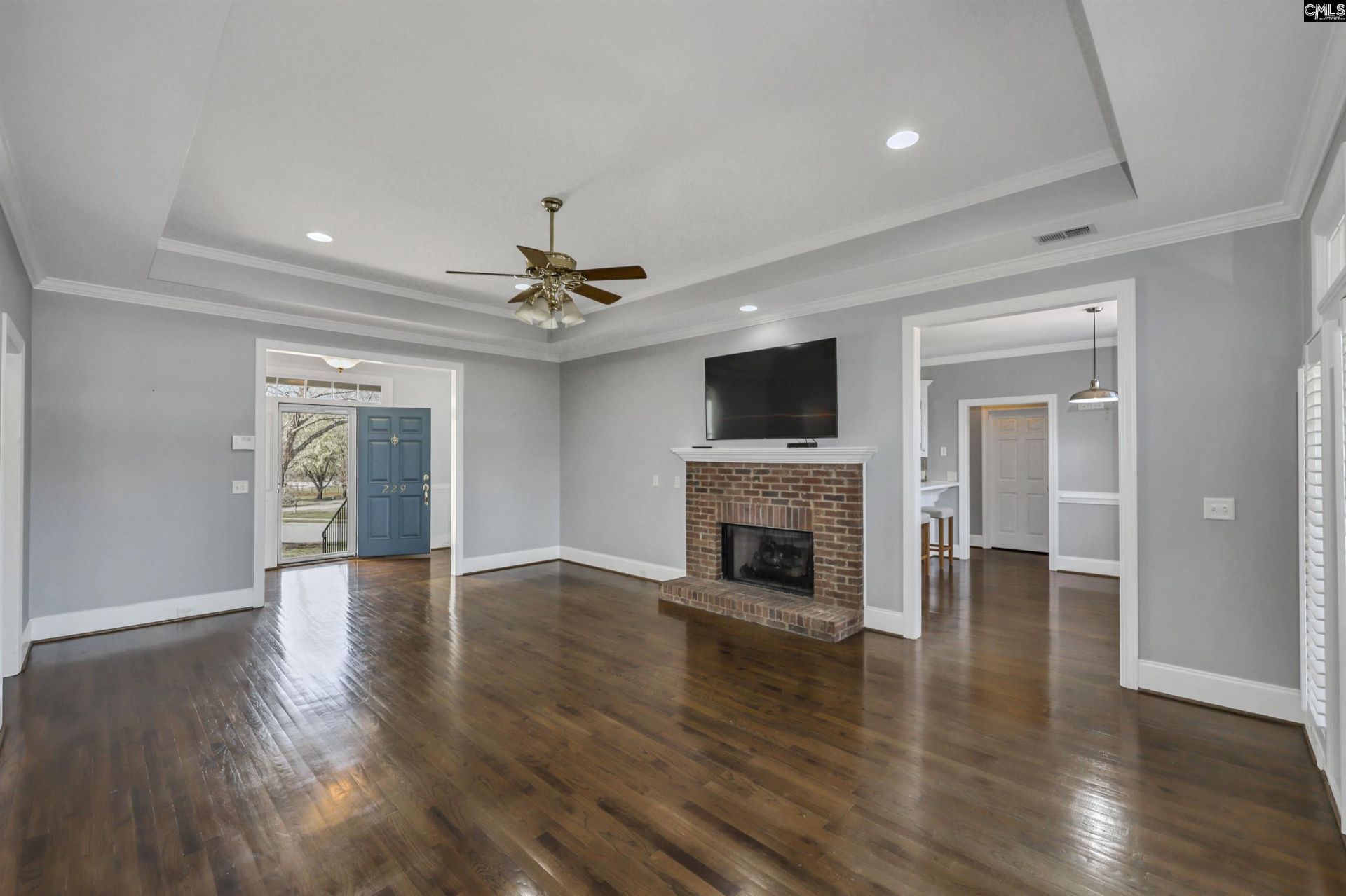 229 Bent Oak Drive Photo 8