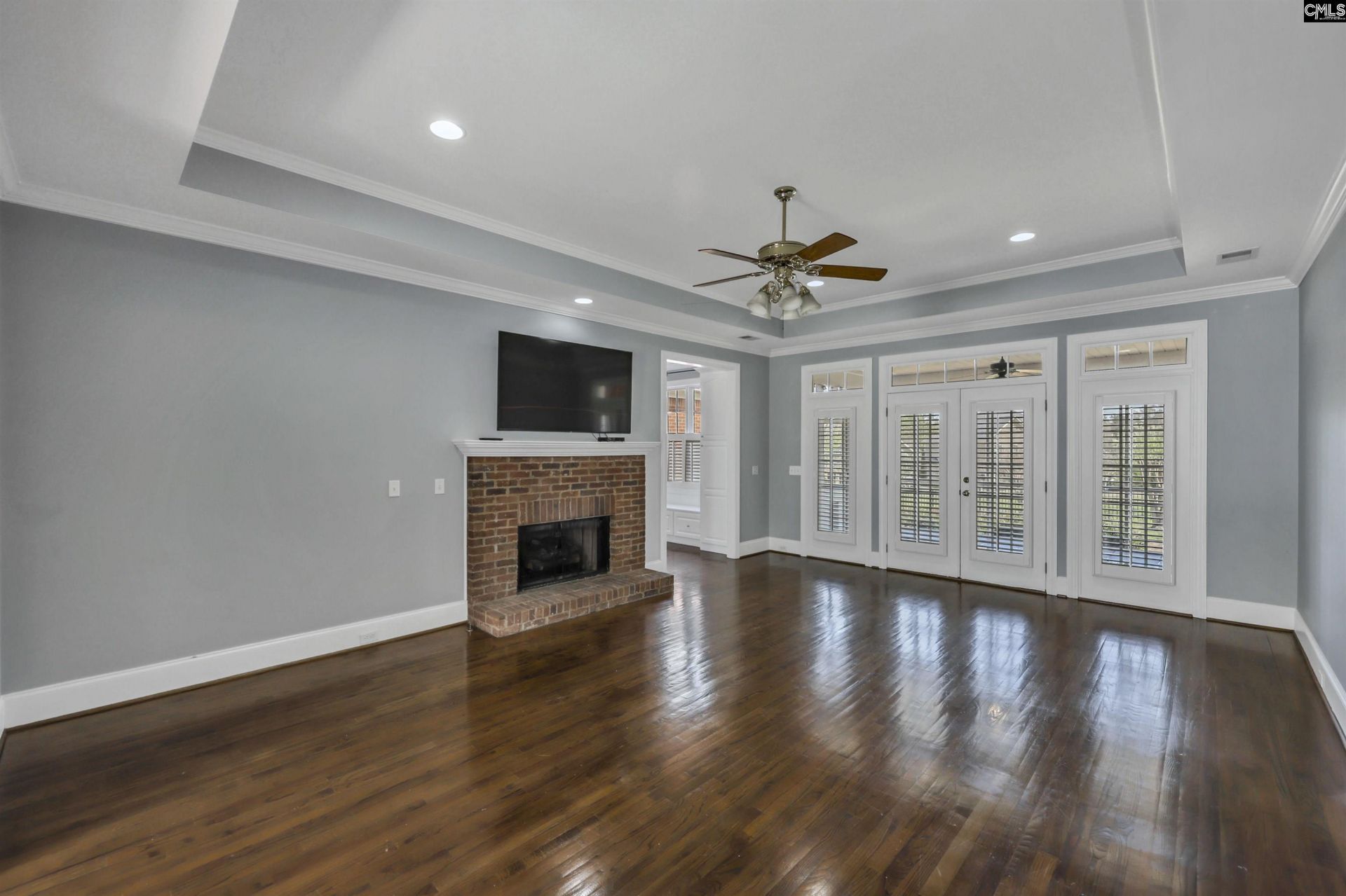229 Bent Oak Drive Photo 9