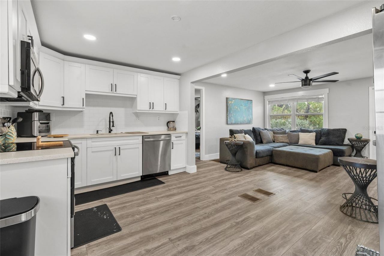 5135 Old Bradenton Road , Sarasota, FL 34234 Photo