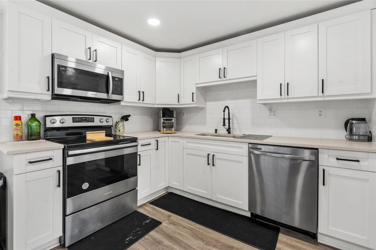 5135 Old Bradenton Road , Sarasota, FL 34234 Photo