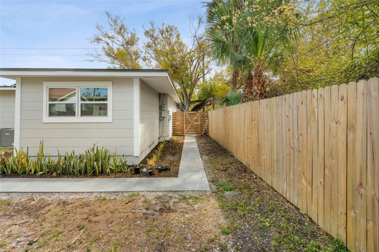 5135 Old Bradenton Road , Sarasota, FL 34234 Photo