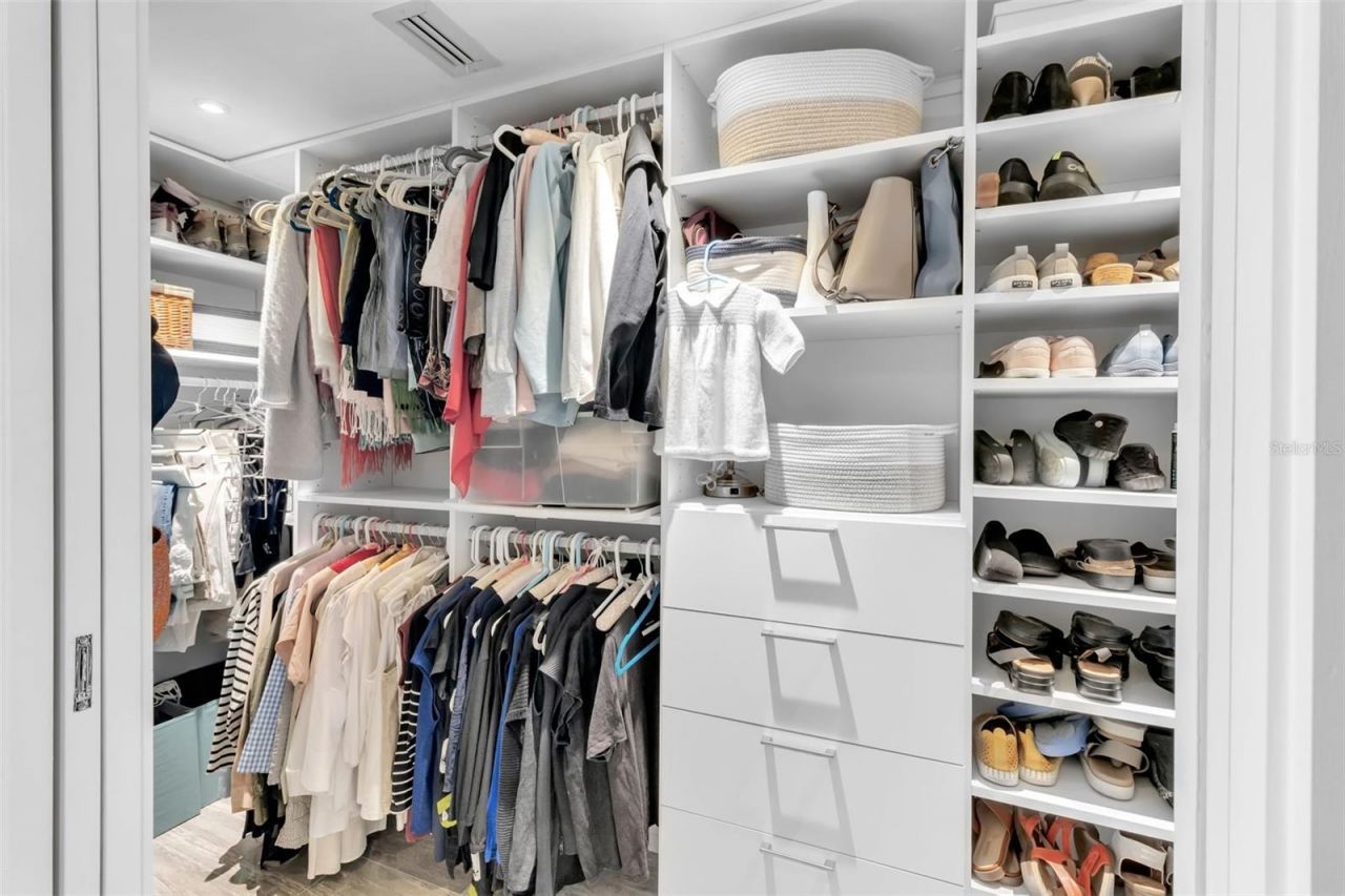 707 S Gulfstream Avenue , Unit 802, Sarasota, FL 34236 Photo