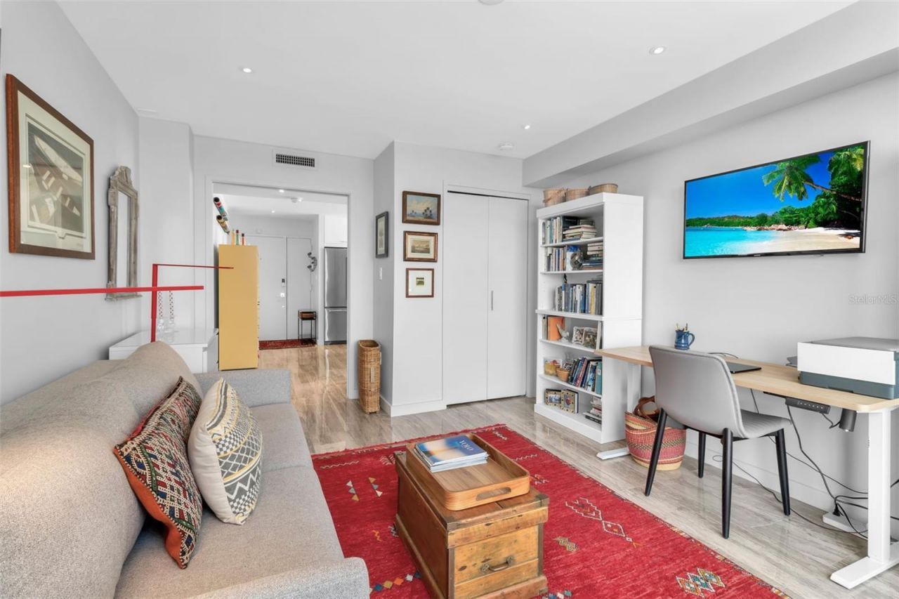 707 S Gulfstream Avenue , Unit 802, Sarasota, FL 34236 Photo